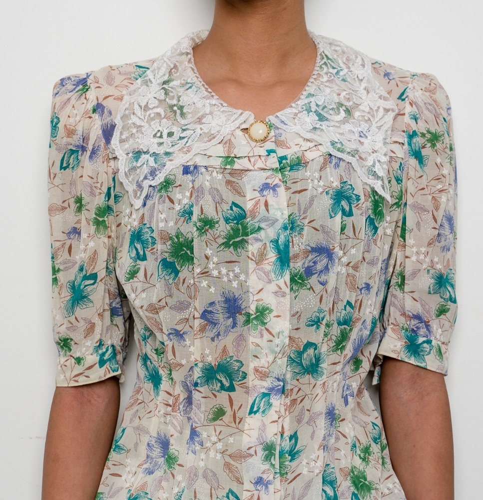 Floral & Lace Shirt.